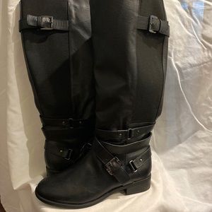 Torrid black boots